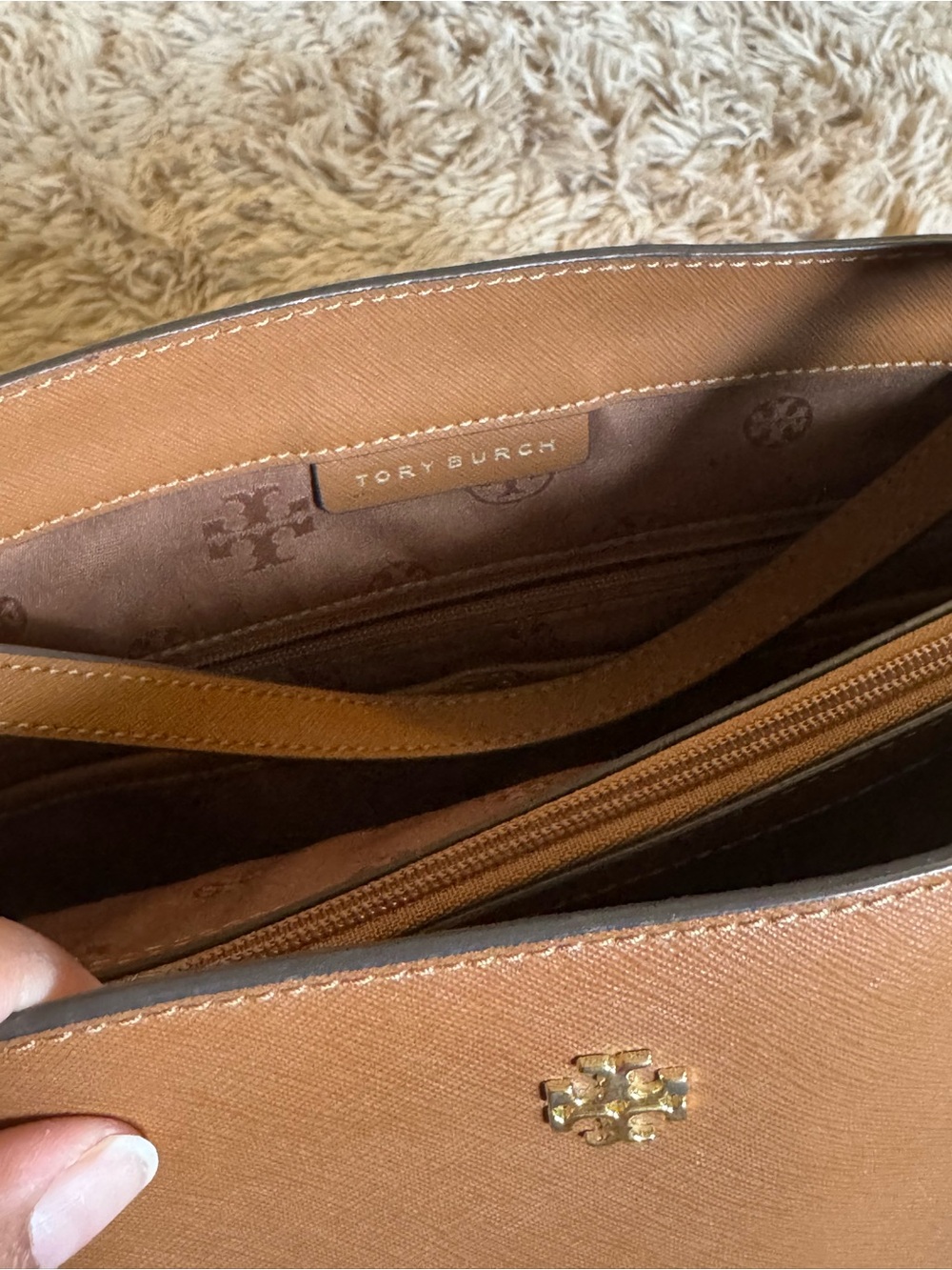 Excellent Condition Tory Burch Cognac Leather Saffiano Tote - Picture 9 of 13